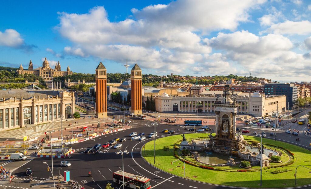 Barcelona Travel Agents: Exclusive Offers at Barcelonadaytrip - Cobblestone Road Barcelona