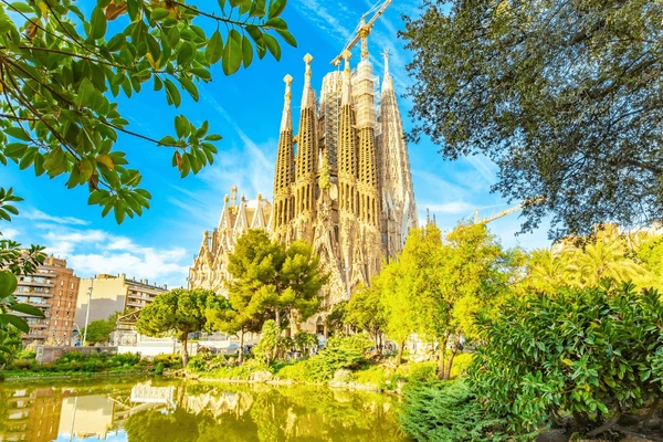 Barcelona Private Tours | Cobblestone Road Barcelona - Licensed Guides - Cobblestone Road Barcelona